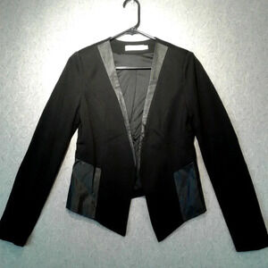 Women's Ricki's Black Faux Leather Suit Blazer Jacket in Size  Small
